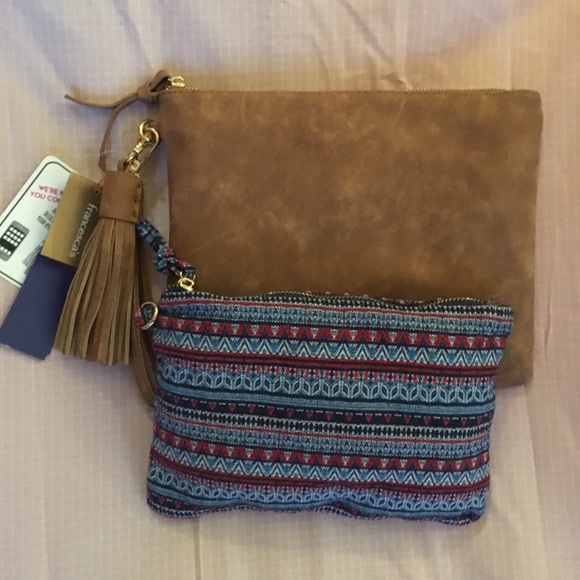 NWT Vegan Leather & Fabric Clutch Set With Charger - Picture 1 of 2